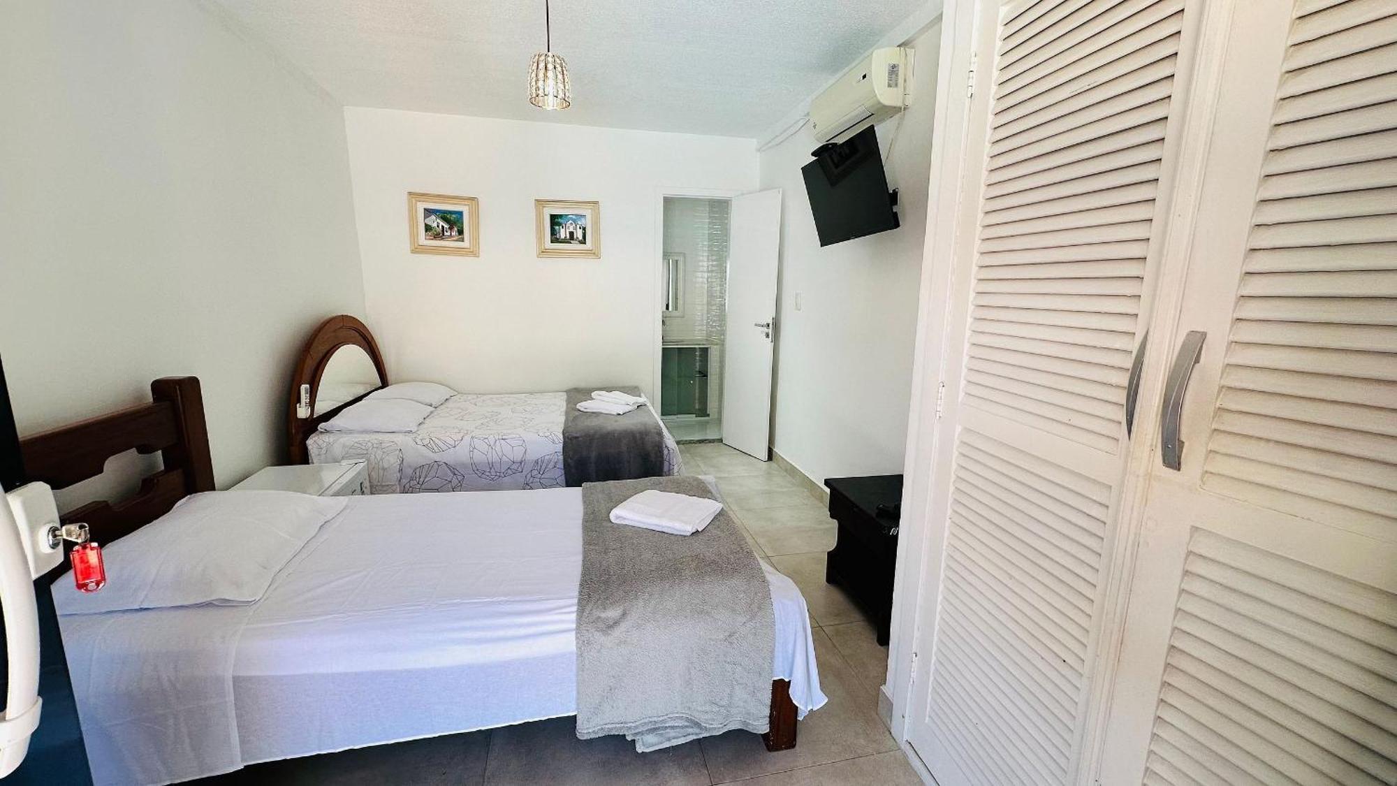 Suites Buzios Pensión *